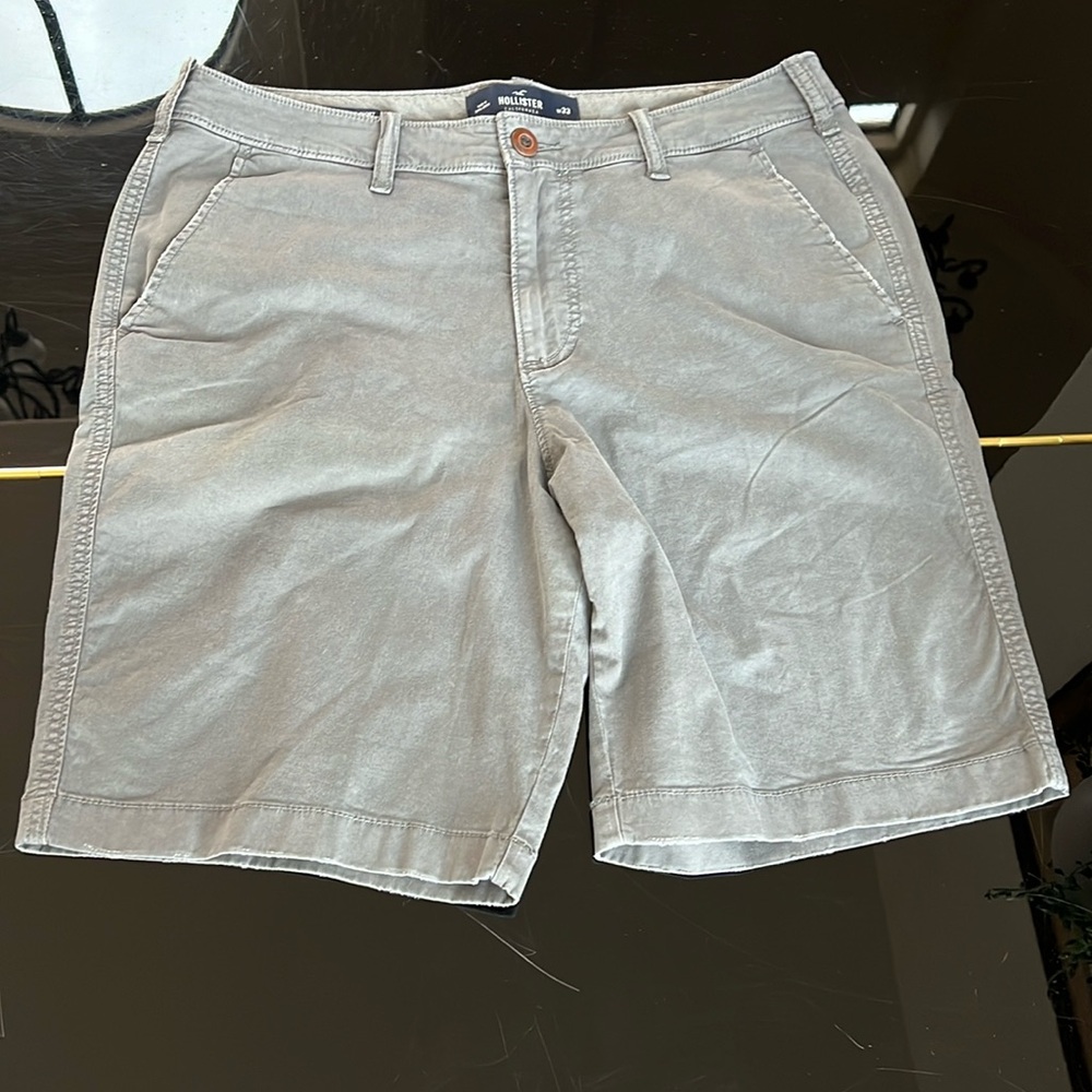 Men’s Hollister Classic Fit Shorts Epic Flex W33 Grey Color 9” Cargo